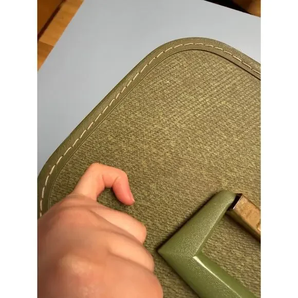 VTG Towncraft Hardshell Train/Travel Makeup Case (NO KEY) 13"X8" - Picture 8 of 16